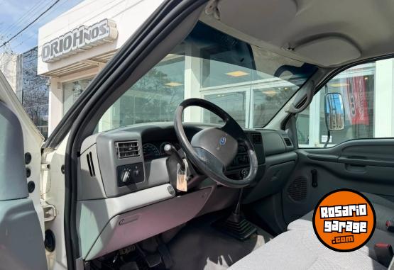 Camiones y Grúas - FORD F-4000 CUMMINS EURO MEC III 4x2 año 2009 IMPECABLE!! Acércate a ORIO HNOS, SAN GENARO, concesionario oficial JMC, ISUZU, KAMA, LANDKING Camiones - En Venta