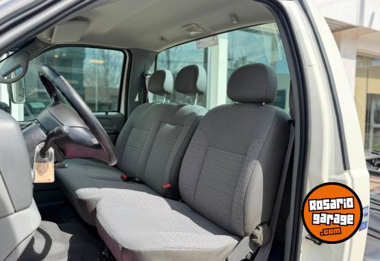 Camiones y Grúas - FORD F-4000 CUMMINS EURO MEC III 4x2 año 2009 IMPECABLE!! Acércate a ORIO HNOS, SAN GENARO, concesionario oficial JMC, ISUZU, KAMA, LANDKING Camiones - En Venta