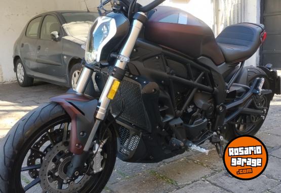 Motos - Benelli 502 c 2022 Nafta 3800Km - En Venta