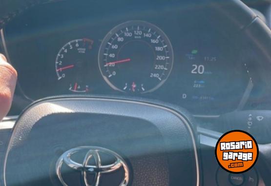 Autos - Toyota Corolla Cruze focus fiest 2021 Nafta 99000Km - En Venta