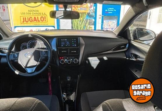 Autos - Toyota YARIS 1.5 XS CVT 2025 Nafta 20000Km - En Venta