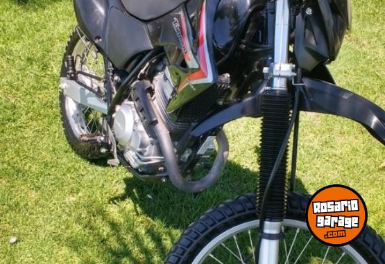 Motos - Honda Tornado xr250 2014 Nafta 15000Km - En Venta