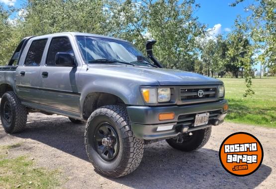 Camionetas - Toyota Hilux 1999 Diesel 530000Km - En Venta
