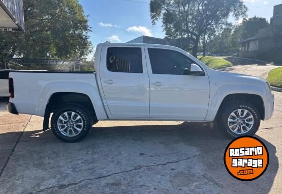 Camionetas - Volkswagen amarok v6 comfort 2024 Diesel 98000Km - En Venta