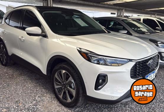 Autos - Ford Kuga 2.5 Titanium 2024 Electrico / Hibrido 40000Km - En Venta