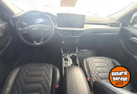 Autos - Ford Kuga 2.5 Titanium 2024 Electrico / Hibrido 40000Km - En Venta