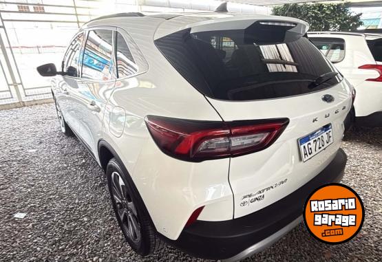 Autos - Ford Kuga 2.5 Titanium 2024 Electrico / Hibrido 40000Km - En Venta