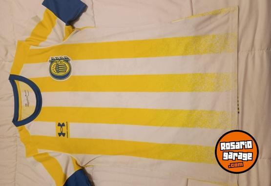 Indumentaria - Excelente Camiseta Under Original de Rosario Central Talle M Grande Como Nueva - En Venta