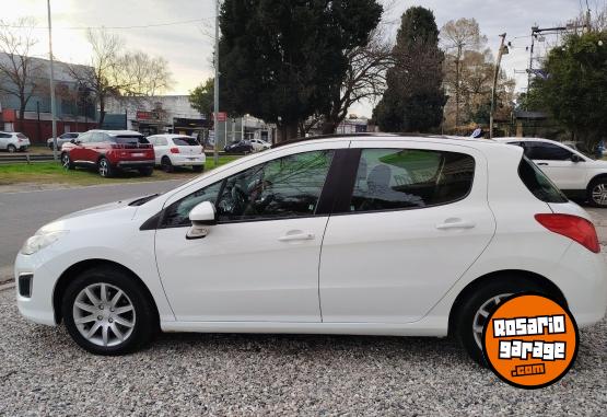 Autos - Peugeot 308 208 fiesta focus 2013 Nafta 145000Km - En Venta