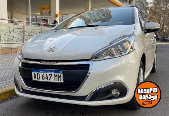 Autos - Peugeot 208 ALLURE TRIPTONIC 2019 Nafta 64000Km - En Venta