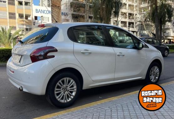Autos - Peugeot 208 ALLURE TRIPTONIC 2019 Nafta 64000Km - En Venta