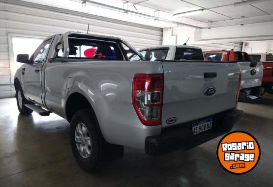 Camionetas - Ford Ranger CS XL 2021 Diesel 60700Km - En Venta