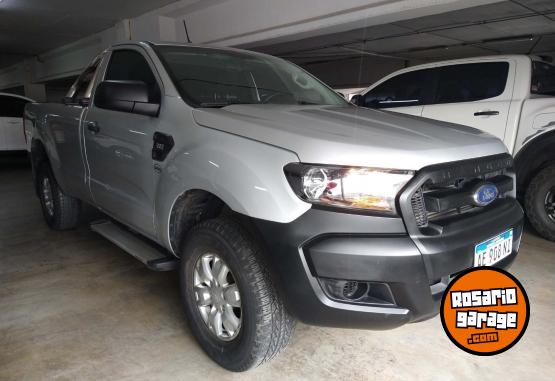 Camionetas - Ford Ranger CS XL 2021 Diesel 60700Km - En Venta