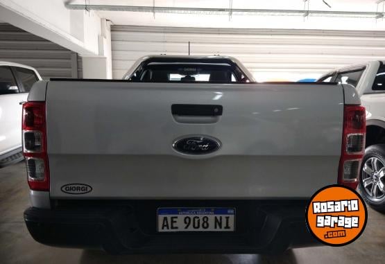 Camionetas - Ford Ranger CS XL 2021 Diesel 60700Km - En Venta
