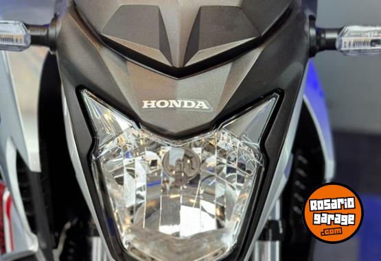 Motos - Honda Cb twister 2022 Nafta 14000Km - En Venta