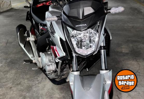 Motos - Honda Cb twister 2022 Nafta 14000Km - En Venta