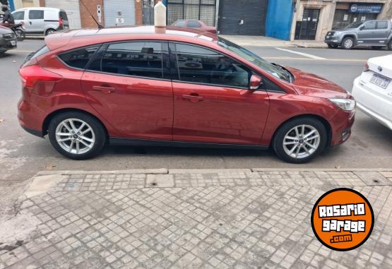 Autos - Ford FOCUS 1.6 2017 Nafta 84000Km - En Venta