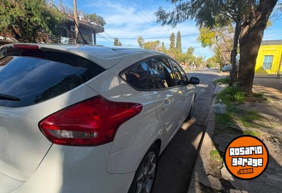 Autos - Ford Focus 2018 Nafta 180000Km - En Venta