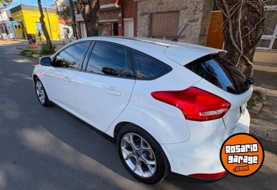 Autos - Ford Focus 2018 Nafta 180000Km - En Venta