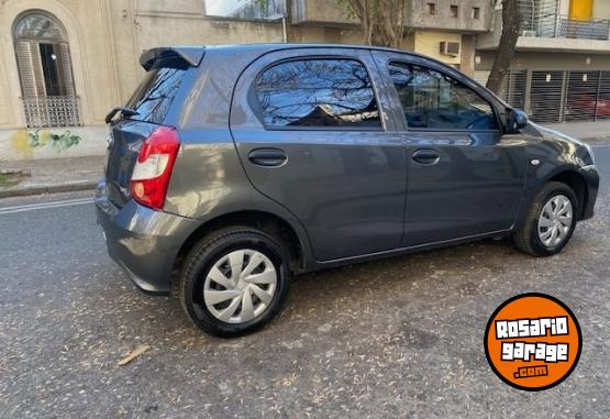 Autos - Toyota ETIOS X 1.5 2023 Nafta 23700Km - En Venta