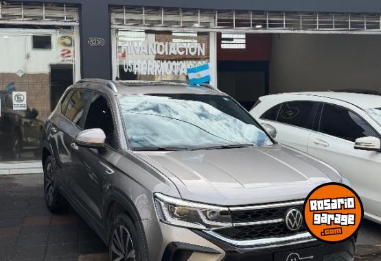 Autos - Volkswagen Taos Highline 2021 Nafta 105000Km - En Venta