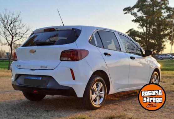 Autos - Chevrolet Onix 2021 Nafta 130000Km - En Venta
