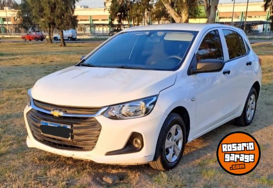 Autos - Chevrolet Onix 2021 Nafta 130000Km - En Venta
