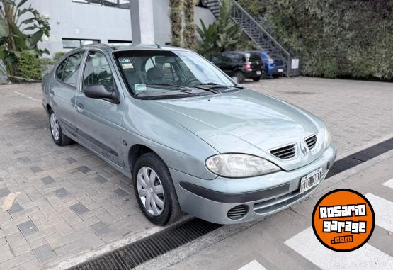 Autos - Renault Megane 2000 GNC 200000Km - En Venta