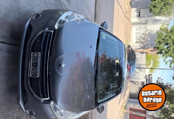 Autos - Peugeot 208 pack cuir 2013 Nafta 125000Km - En Venta