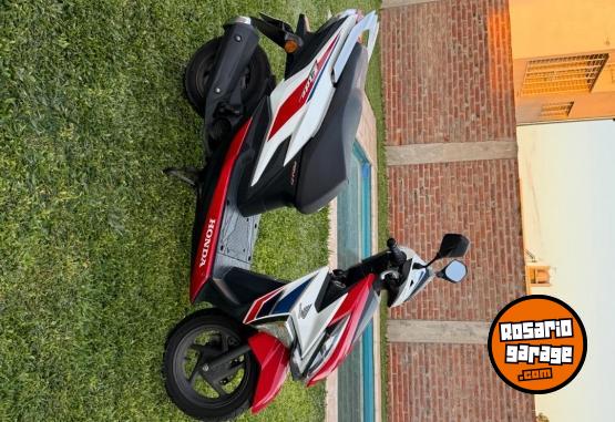 Motos - Honda Élite 125 2020 Nafta 7529Km - En Venta