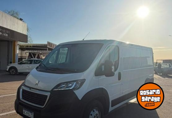 Utilitarios - Peugeot Boxer 2017 Nafta 216000Km - En Venta