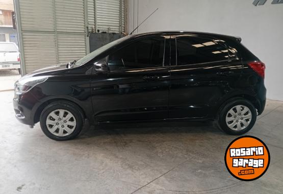 Autos - Ford Ka fiesta gol punto 2018 Nafta 85000Km - En Venta
