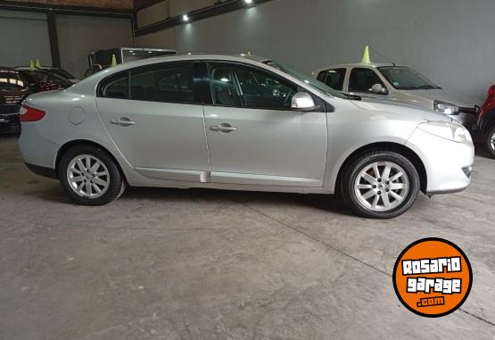 Autos - Renault Fluence focus 408 2011 Nafta 135000Km - En Venta