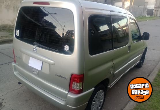 Utilitarios - Citroen Berlingo multispace 1,6 2013 GNC 140400Km - En Venta