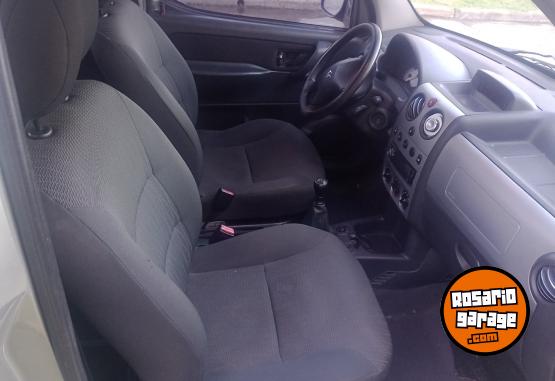 Utilitarios - Citroen Berlingo multispace 1,6 2013 GNC 140400Km - En Venta