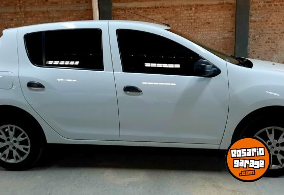 Autos - Renault Sandero Life 2023 Nafta 67000Km - En Venta