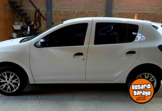 Autos - Renault Sandero Life 2023 Nafta 67000Km - En Venta