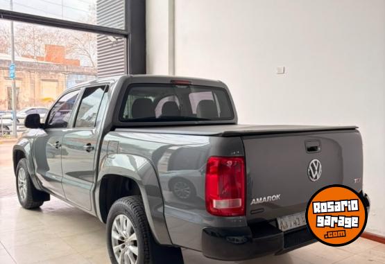 Camionetas - Volkswagen Amarok Comfortline 2017 Diesel 118000Km - En Venta