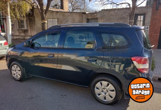 Autos - Chevrolet Spin 2015 GNC 135000Km - En Venta