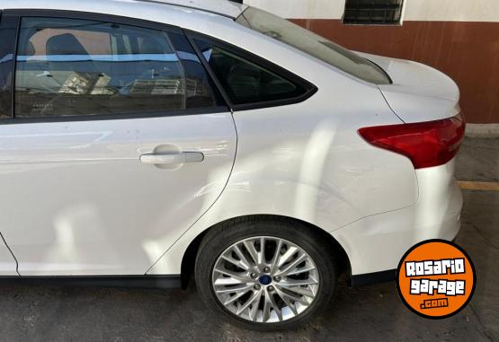 Autos - Ford FOCUS SE PLUS 2016 Nafta 65000Km - En Venta