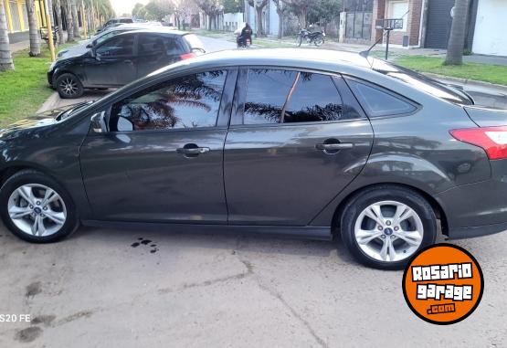 Autos - Ford FOCUS 1.6 2013 GNC 90000Km - En Venta