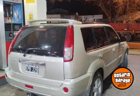 Camionetas - Nissan X-TRAIL 2004 Nafta 205000Km - En Venta