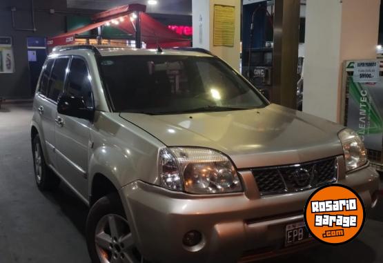 Camionetas - Nissan X-TRAIL 2004 Nafta 205000Km - En Venta