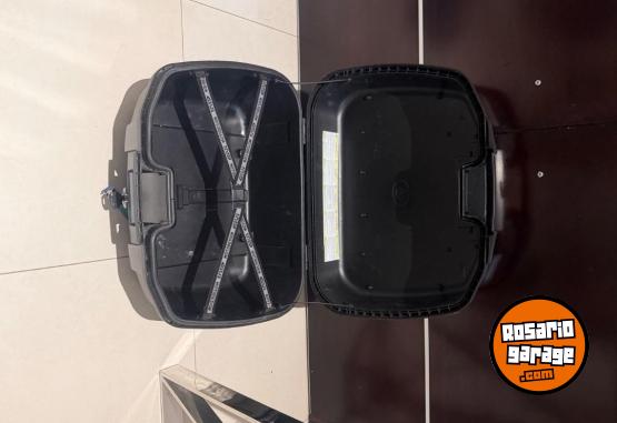 Accesorios para Motos - Baul Givi Trasero Maleta Bolso 52 Lts Monokey Trk52nv - En Venta