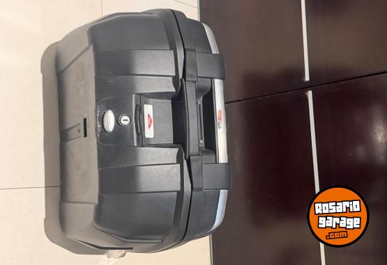 Accesorios para Motos - Baul Givi Trasero Maleta Bolso 52 Lts Monokey Trk52nv - En Venta