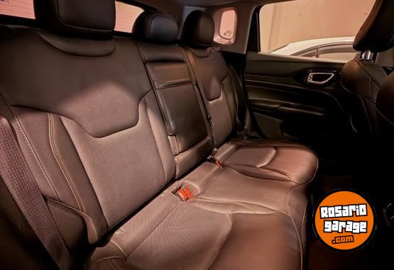 Autos - Chrysler COMPASS LIMITED 2022 Nafta 76000Km - En Venta