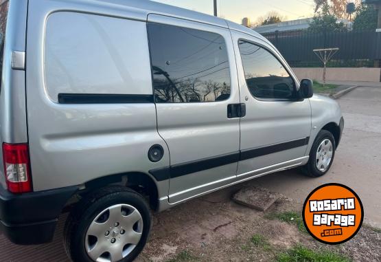 Utilitarios - Citroen Berlingo 2018 Diesel 110000Km - En Venta