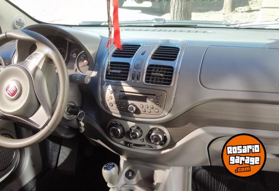 Autos - Fiat GRAN SIENNA ESSENCE 2017 Nafta 73000Km - En Venta