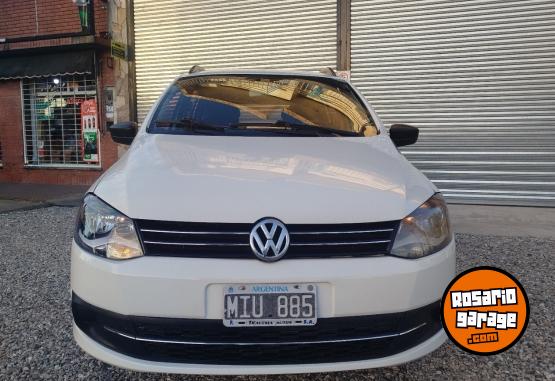 Autos - Volkswagen SURAN 2013 Nafta 140000Km - En Venta