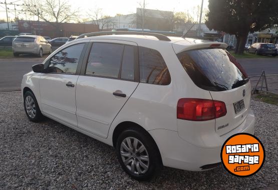 Autos - Volkswagen SURAN 2013 Nafta 140000Km - En Venta